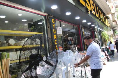 Diyarbakır’da sıcaklar artınca vantilatör satışları hareketlendi