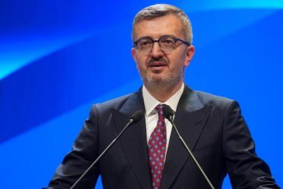 İletişim Başkanı Duran'dan karne alan öğrencilere tebrik