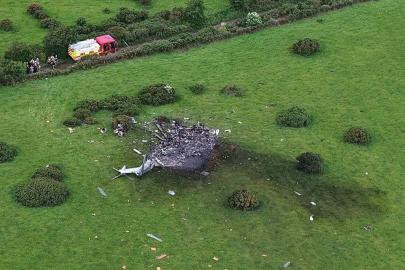 İngiltere'de donanma helikopteri düştü: 3 ölü