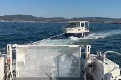 Motor arızası nedeniyle sürüklenen teknedeki 3 kişi kurtarıldı