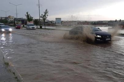 Niğde’nin Gümüşler beldesinde sel felaketi: 1 ölü, 5 yaralı