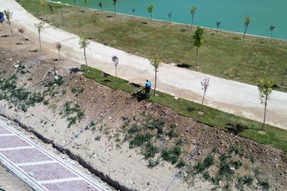 Battalgazi Belediyesi parklarda kendi üretimini kullanıyor