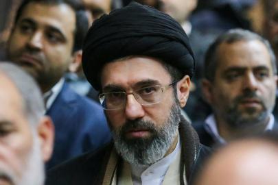 Hamaney'in bazı nedenlerle herhangi bir yer veya kişiyle iletişim kurmadığı öne sürüldü