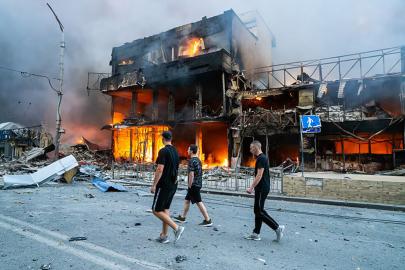 Rusya ve Ukrayna arasında karşılıklı saldırılar sürüyor