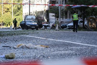 Sirenler susmuyor, diplomasi durmuyor