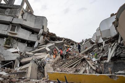 Venezuela'daki depremlerde can kaybı 5 Bin 208'e yükseldi