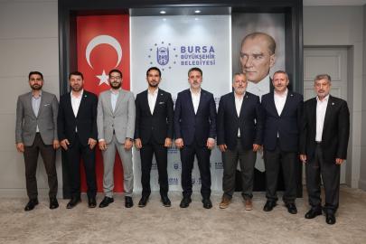 HÜDA PAR Bursa İl Başkanlığı’ndan Bursa Büyükşehir Belediyesi'ne ziyaret