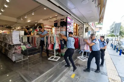 İzmir'de ana arterlerde kaldırım işgaline geçit yok